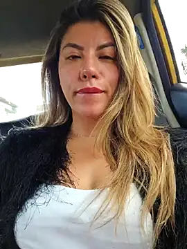 Karen San Miguel online show from 12, 11, 2025