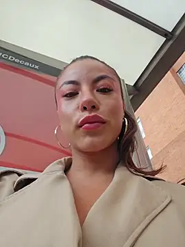 Karen San Miguel online show from 31, 5, 2026