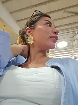 Karen San Miguel online show from 12, 4, 2026