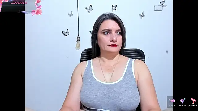 Snapshot of Amie_Adams82_ chatting on 16, 7, 2026 Amie Adams82 online show from 16, 7, 2026