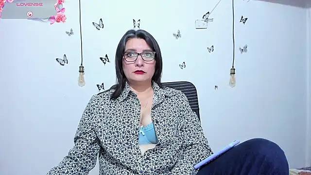 Amie Adams82  online show from 30, 3, 2026