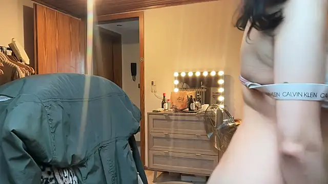 JeSuisUnTapin online show from 26, 11, 2025