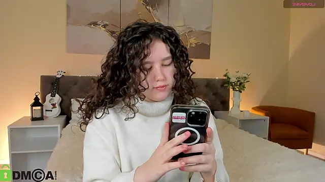 Ariella Sol online show from 13, 10, 2025