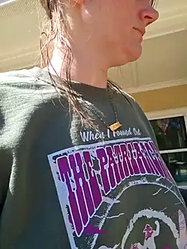 foreverzays online show from 24, 2, 2025