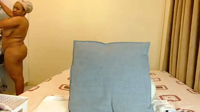 ALEXABOUJEE95 online show from 10, 3, 2025