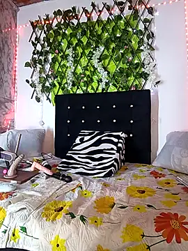 any mour online show from 4, 2, 2026