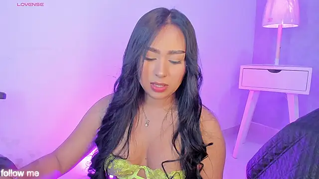 Cameliaa Smiith online show from 21, 10, 2025