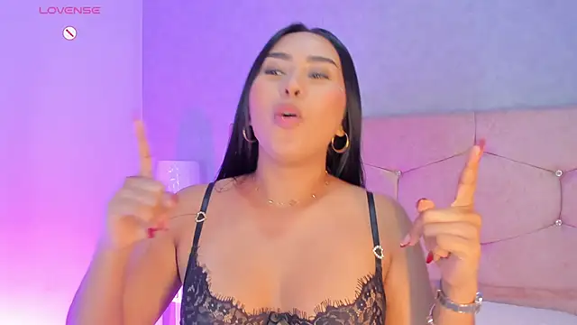 Cameliaa Smiith online show from 19, 9, 2025