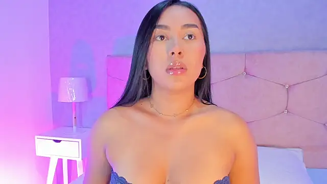 Cameliaa Smiith online show from 14, 9, 2025