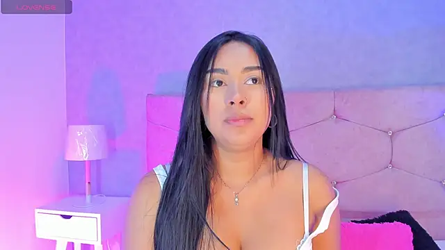 Cameliaa Smiith online show from 12, 9, 2025