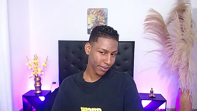 maiki18  online show from 1, 11, 2025