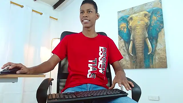 maiki18  online show from 10, 9, 2025