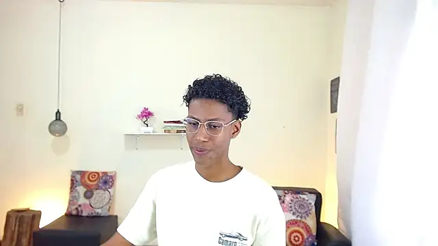 maiki18  online show from 14, 3, 2025