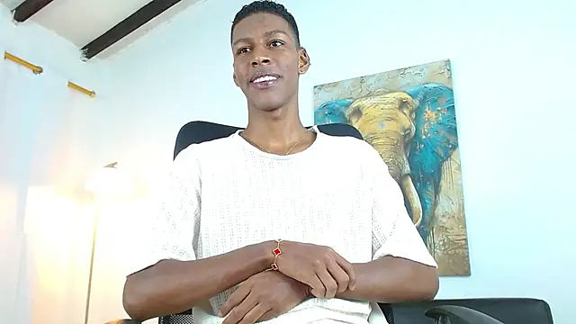 maiki18  online show from 14, 11, 2025