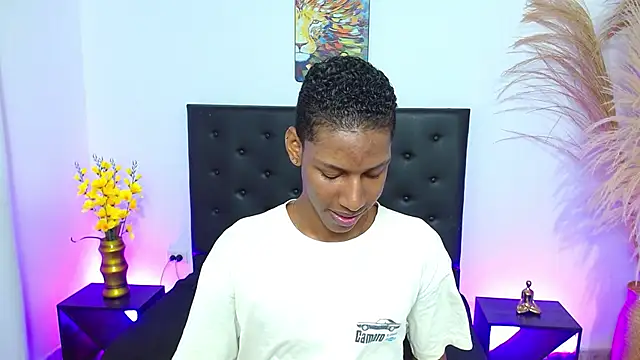 maiki18  online show from 25, 10, 2025