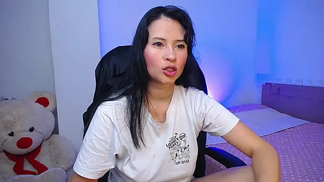 keelly richaardson1 online show from 13, 2, 2025