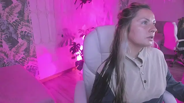 brandy sweet  online show from 8, 10, 2025