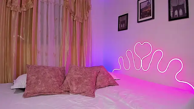 Snapshot of sara_ander9107 chatting on 20, 11, 2025 sara ander9107 online show from 20, 11, 2025