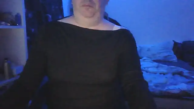 ShyBoy1982 online show from 16, 5, 2026