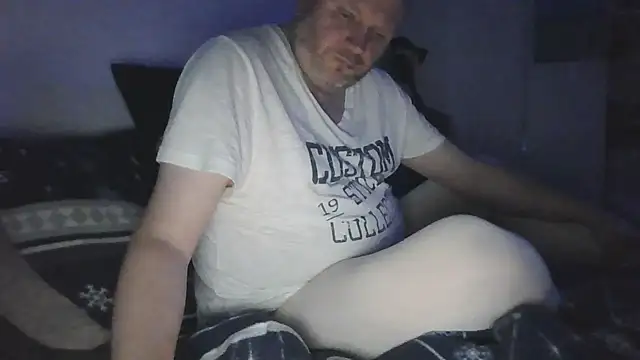 ShyBoy1982 online show from 22, 2, 2026