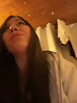 Emily Rowley online show from 23, 12, 2025