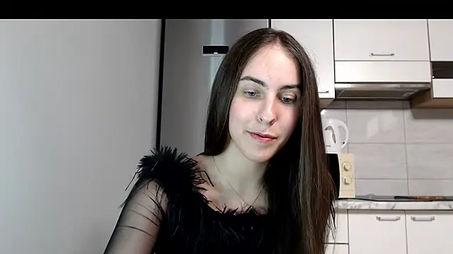 Snapshot of SierraSky_ chatting on 23, 5, 2026 SierraSky online show from 23, 5, 2026