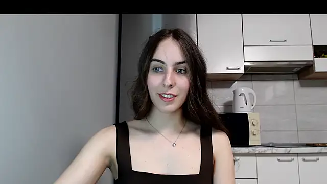 Snapshot of SierraSky_ chatting on 8, 5, 2026 SierraSky online show from 8, 5, 2026