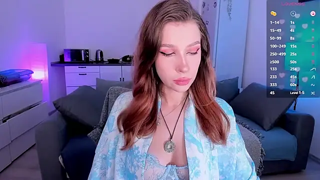 tenderdreams online show from 5, 10, 2025