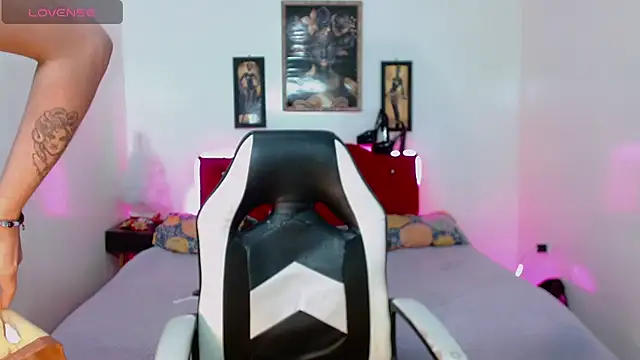 AdharaaMoon online show from 5, 12, 2025