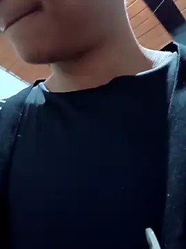 Leslly  online show from 25, 4, 2026