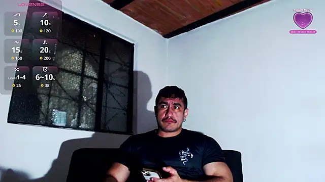 Snapshot of willian_m777 chatting on 9, 7, 2026 willian m777 online show from 9, 7, 2026