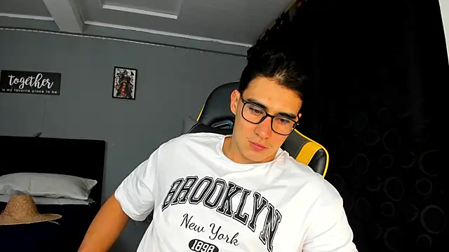 owengray2n online show from 8, 10, 2025