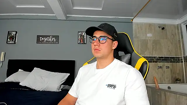 owengray2n online show from 19, 1, 2025