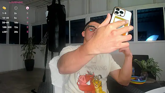 owengray2n online show from 26, 1, 2025