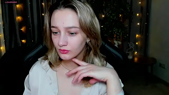 Sinty Noria online show from 10, 3, 2025