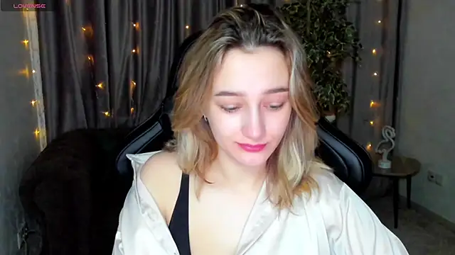 Sinty Noria online show from 28, 2, 2025