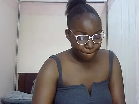 Snapshot of Sexy_racy_rebel_ chatting on 5, 2, 2026 Sexy racy rebel online show from 5, 2, 2026