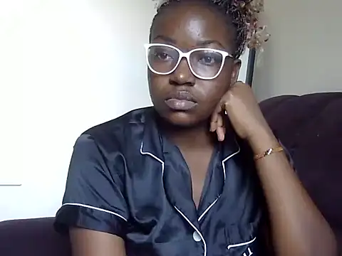 Sexy racy rebel  online show from 17, 12, 2025