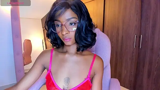 alikahouston4 online show from 18, 5, 2026