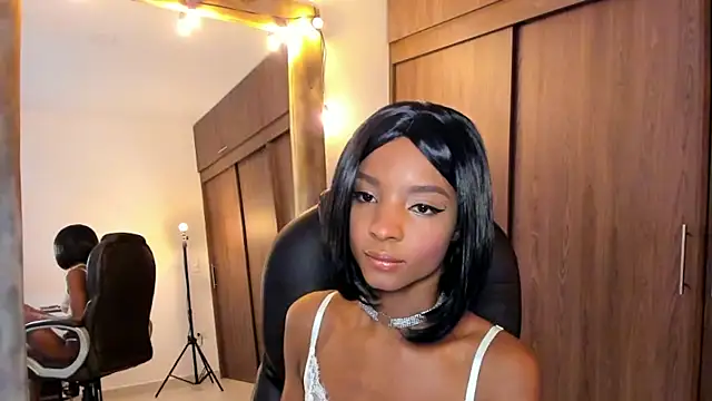 alikahouston4 online show from 6, 2, 2025