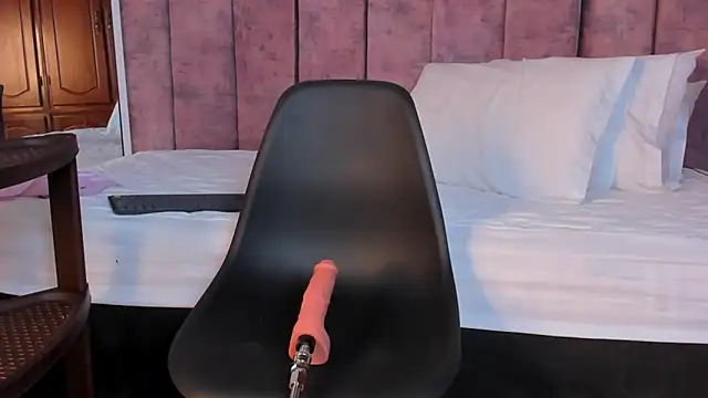 SelenaGmez online show from 11, 2, 2026