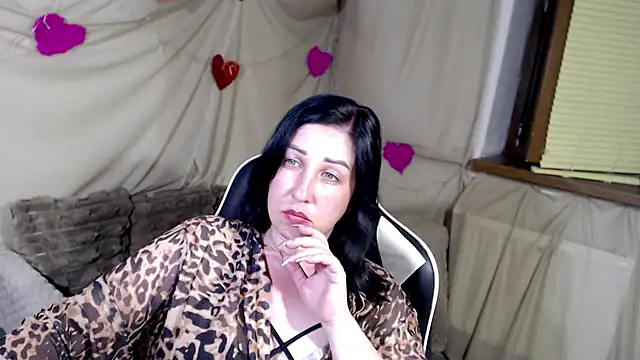 Snapshot of JillStevens chatting on 10, 6, 2026 JillStevens online show from 10, 6, 2026