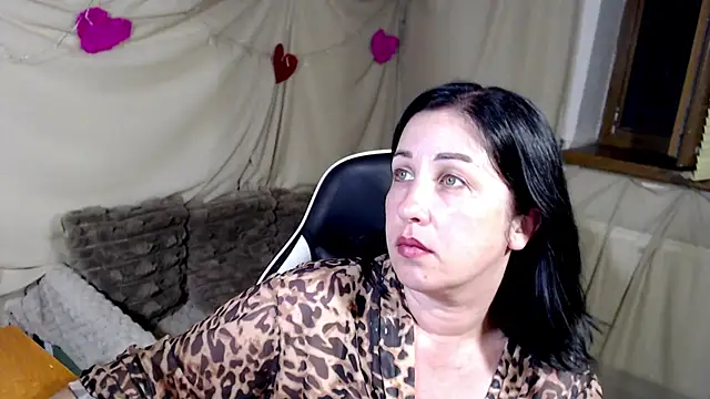 Snapshot of JillStevens chatting on 12, 6, 2026 JillStevens online show from 12, 6, 2026