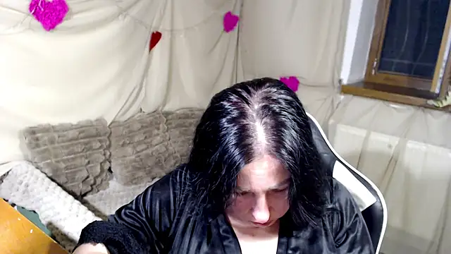 Snapshot of JillStevens chatting on 25, 6, 2026 JillStevens online show from 25, 6, 2026