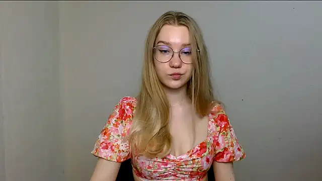 Snapshot of cindi_hot chatting on 11, 6, 2026 cindi hot online show from 11, 6, 2026