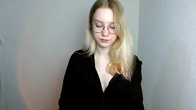 cindi hot online show from 12, 3, 2025