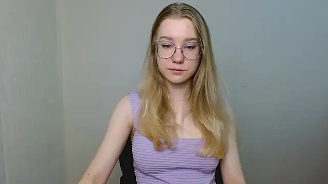 Snapshot of cindi_hot chatting on 23, 2, 2026 cindi hot online show from 23, 2, 2026