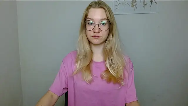 cindi hot online show from 19, 9, 2025