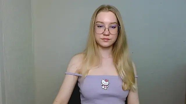 cindi hot online show from 4, 3, 2026