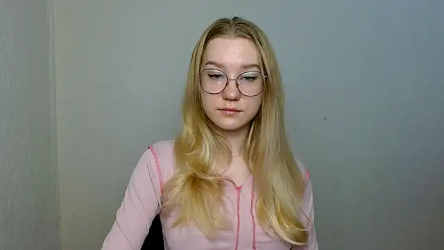 cindi hot online show from 23, 11, 2025